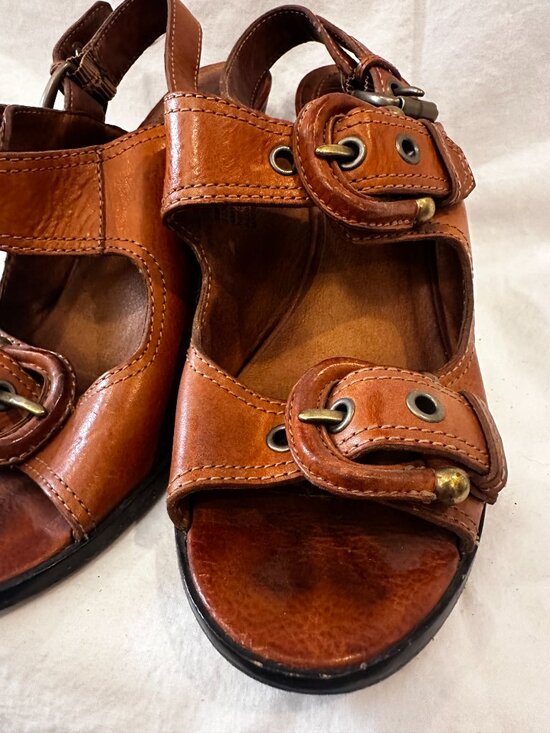 FRYE Amy Sling Back Brown Leather Vintage Size 9 - Picture 2 of 7